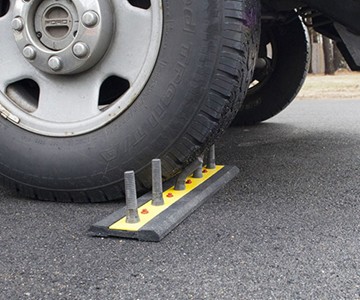 DrivewaySpike U-Turn Deterrents