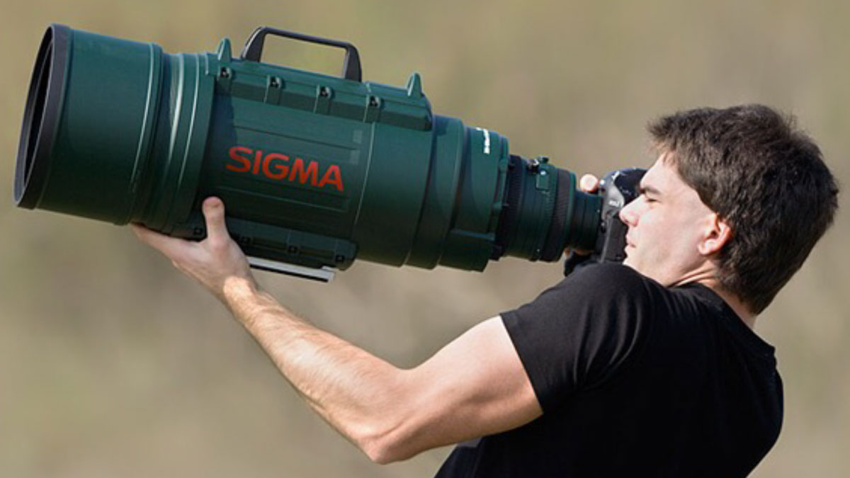 Sigma Ultra-Telephoto Zoom Lens Sigma Ultra-Telephoto Zoom Lens