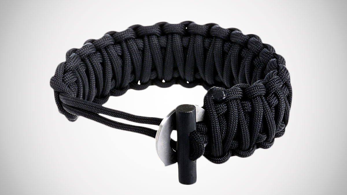 Friendly Swede Paracord Bracelet with Fire Starter Friendly Swede Paracord Bracelet with Fire Starter