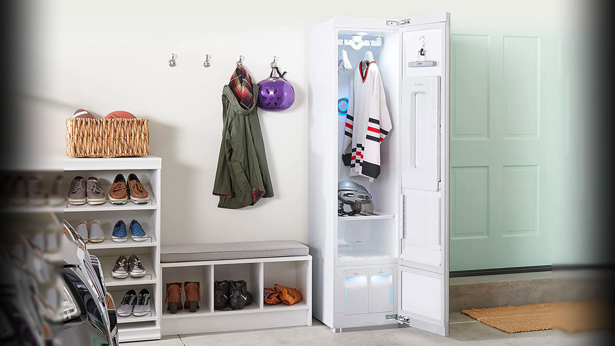 LG Styler Sanitizing & Deodorizing Home Steam Closet LG Styler Sanitizing & Deodorizing Home Steam Closet