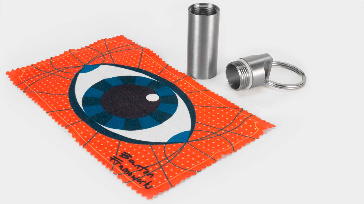 Cloth Capsule Glasses Cleaning Cloth & Holder Cloth Capsule Glasses Cleaning Cloth & Holder