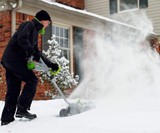Earthwise Cordless Electric Snow Shovel