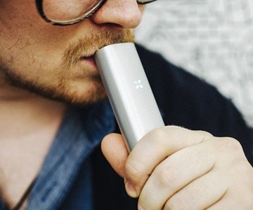 PAX 2 Vaporizer PAX 2 Vaporizer