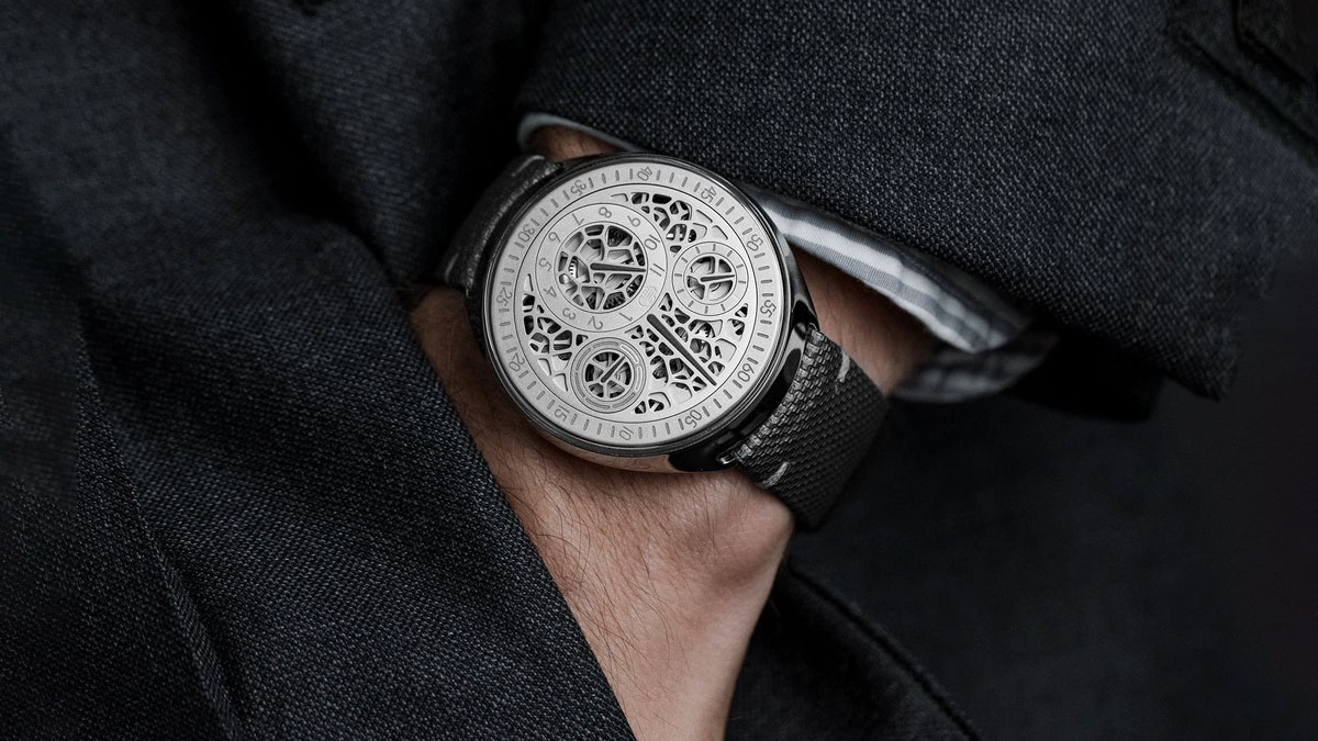 Ressence Type 1 Slim HOD Watch for HODINKEE Ressence Type 1 Slim HOD Watch for HODINKEE