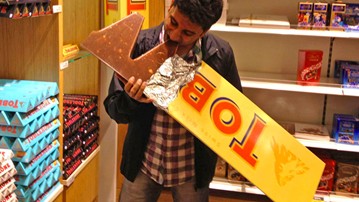 Hungry: 10-Pound Toblerone Bar Hungry: 10-Pound Toblerone Bar