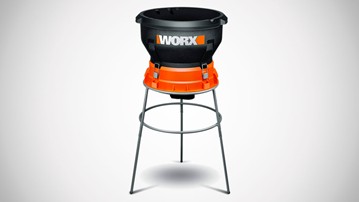 Falling Leaves: WORX Electric Leaf Mulcher Falling Leaves: WORX Electric Leaf Mulcher