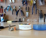 GoTubb One-Handed Open & Close Containers