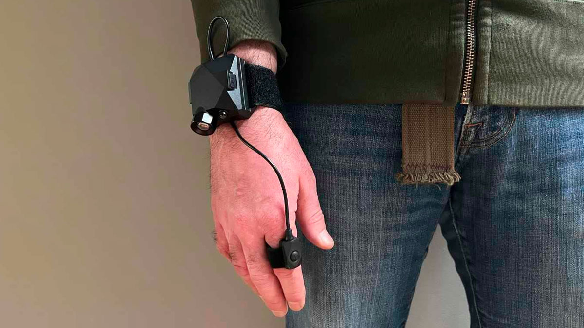 BEAMFIST Stealth W.R.I.S.T. Light BEAMFIST Stealth W.R.I.S.T. Light