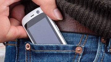 Jelly - The Smallest 4G Smartphone Jelly - The Smallest 4G Smartphone