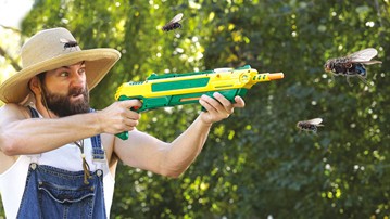 Bug-A-Salt 2.0 Insect Shotgun - Lawn & Garden Model Bug-A-Salt 2.0 Insect Shotgun - Lawn & Garden Model