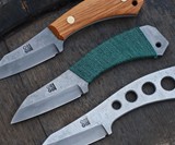 TILI Minimalist Fixed-Blade Pocket Knife