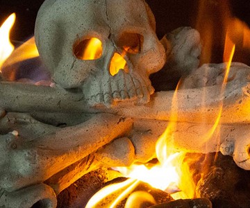 Skull & Bones Fire Pit & Fireplace Logs