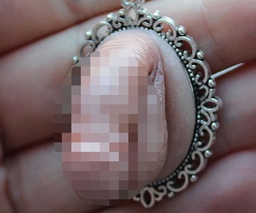 Musch Musch Designs - Your Privates on a Pendant (NSFW) Musch Musch Designs - Your Privates on a Pendant (NSFW)