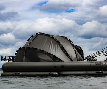 Raptor Platform XL Fishing Boat