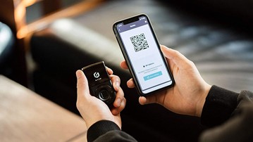 D'CENT Biometric Cryptocurrency Hardware Wallet