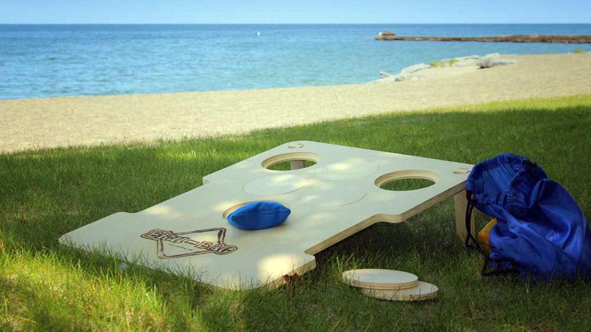 Bru-Bag - Cornhole Meets Beer Pong
