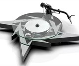 Pro-Ject x Metallica Ninja Star Turntable