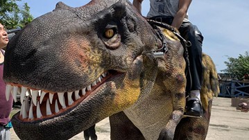Giant Ride-On T-Rex Costume Giant Ride-On T-Rex Costume