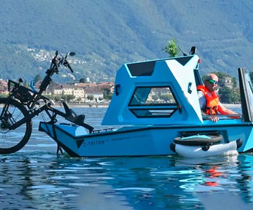 BeTRITON Amphibious Camper-Trike BeTRITON Amphibious Camper-Trike