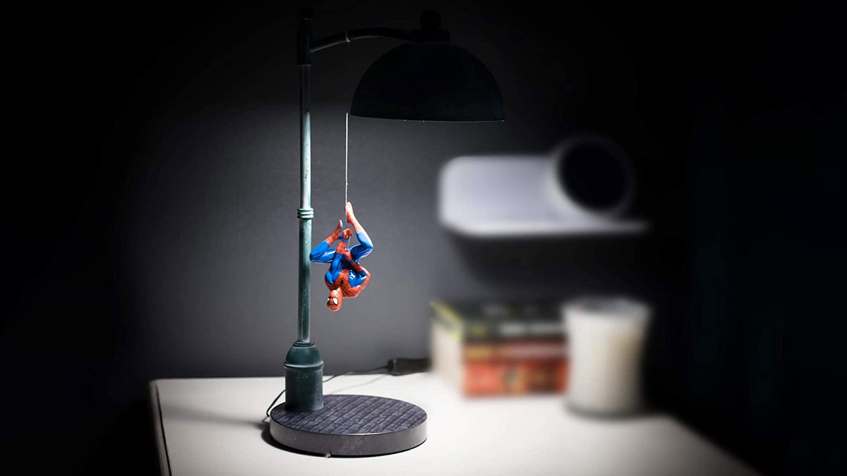 Marvel Spider Man Streetlight LED Desk Lamp Marvel Spider Man Streetlight LED Desk Lamp
