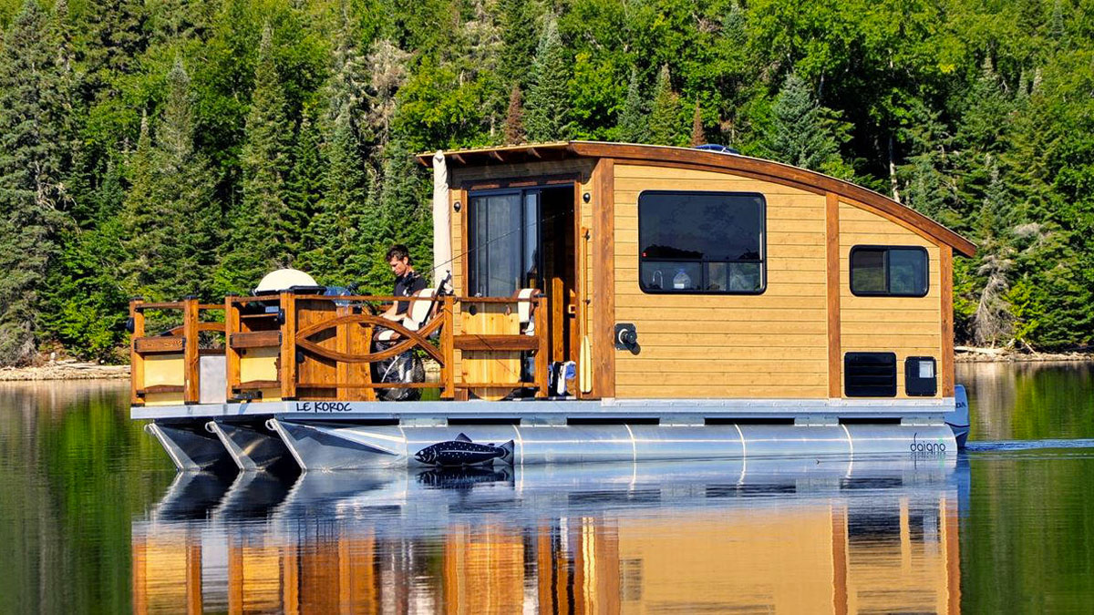 Le Koroc Tiny House Boat Le Koroc Tiny House Boat