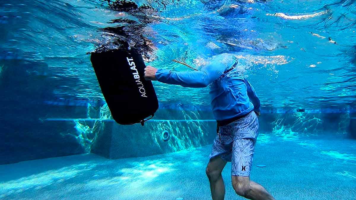 AquaBLAST Underwater Punching Bag AquaBLAST Underwater Punching Bag