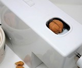 Pelamatic Premium Electric Nut Cracker