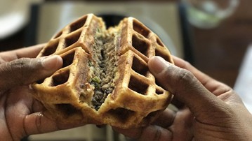 Wonderffle Stuffed Waffle Iron