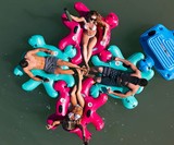Fluzzle Interlocking Float Tubes