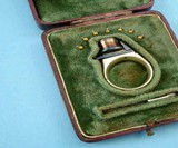 Femme Fatale Ring Gun
