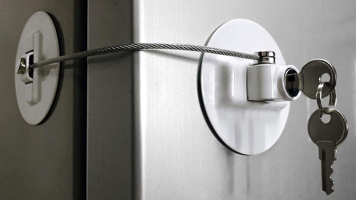 Refrigerator Door Lock