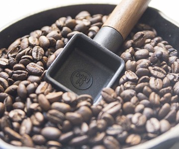 HMM Cast Iron & Teak Coffee Scoop HMM Cast Iron & Teak Coffee Scoop
