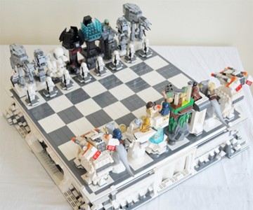 Planet Hoth LEGO Chess Set Planet Hoth LEGO Chess Set
