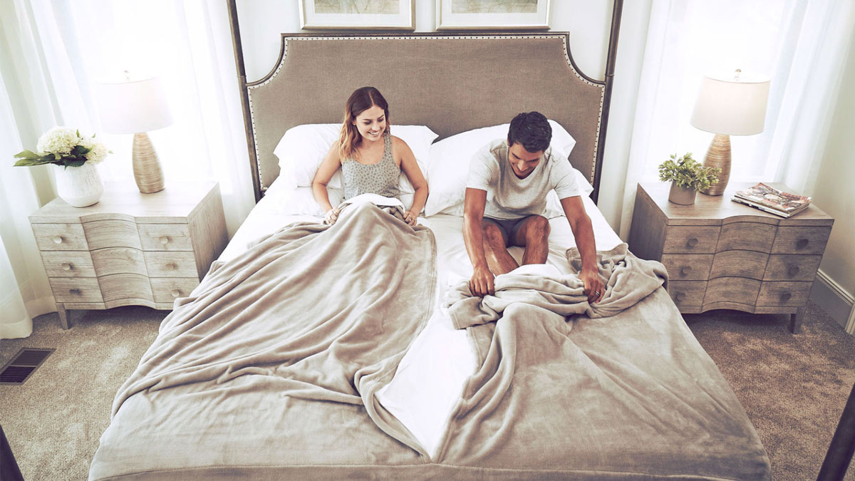 Splitz Bedding - Split Blanket & Sheet Sets for Couples Splitz Bedding - Split Blanket & Sheet Sets for Couples