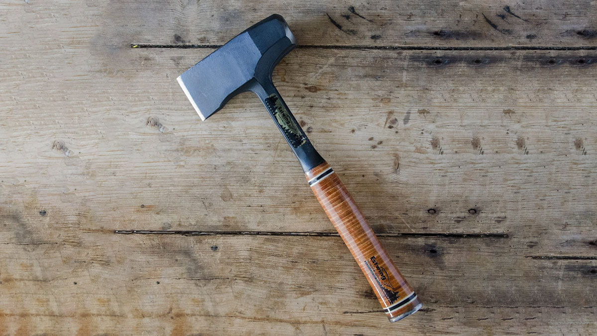 Estwing Special Edition Fireside Friend Axe