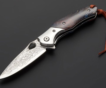 Romance of Men Illusion Damascus Folding Pocket Knife Romance of Men Illusion Damascus Folding Pocket Knife