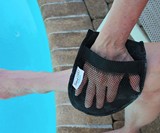 Sand-Off! Sand-Removing Beach Mitt