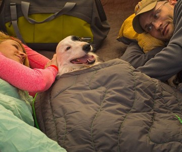 Ruffwear Highlands Sleeping Bag for Dogs Ruffwear Highlands Sleeping Bag for Dogs