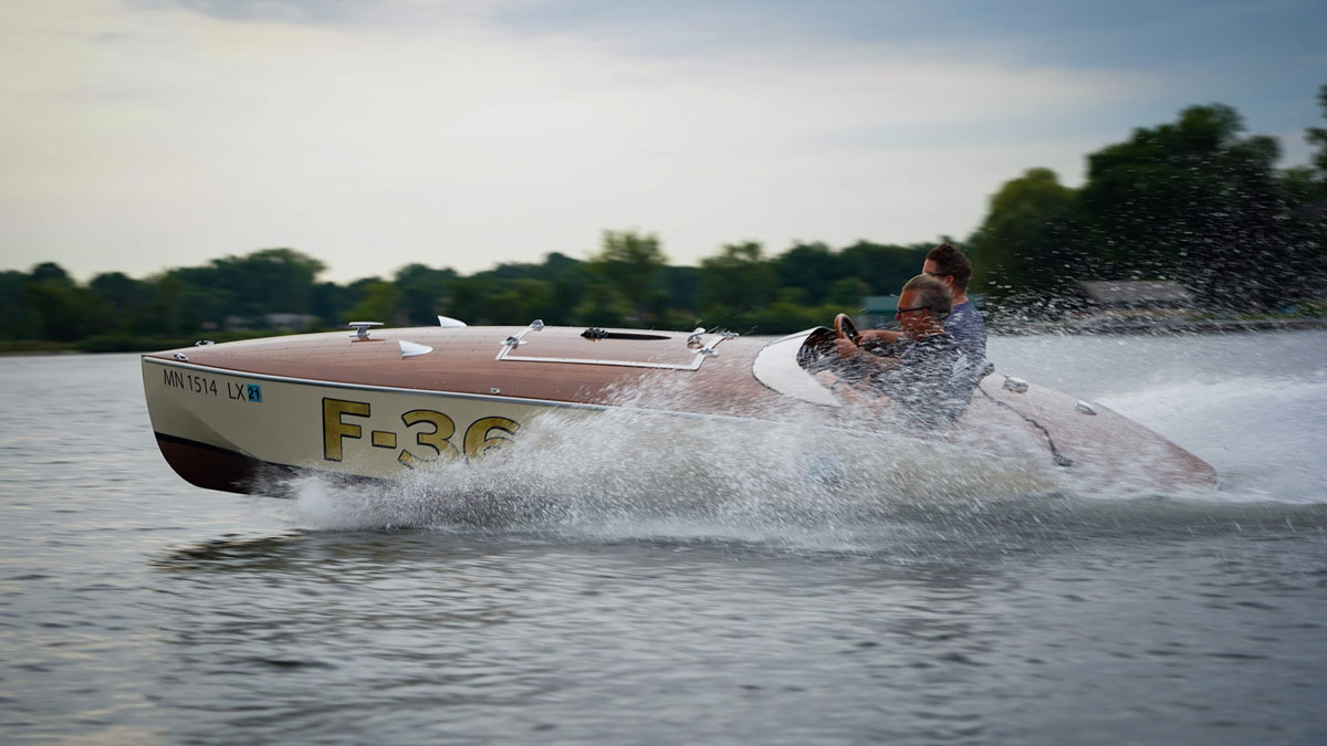 Fitzke Bugbite Modern Classic Race Boat Fitzke Bugbite Modern Classic Race Boat
