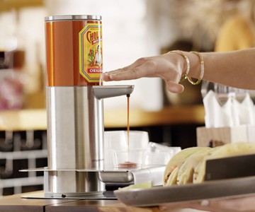 Cholula x simplehuman Touch-Free Hot Sauce Dispenser Cholula x simplehuman Touch-Free Hot Sauce Dispenser