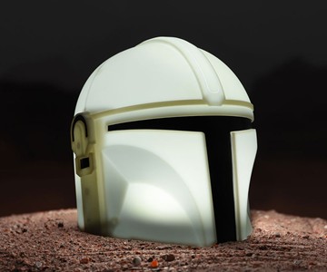 The Mandalorian Helmet & Baby Yoda Desktop Lights