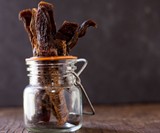 Chow Down: 10 Healthy Snacks That Don't Suck