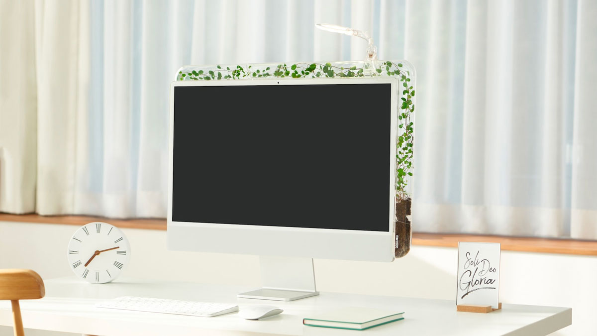 MONITREE - Living Computer Monitor Vines