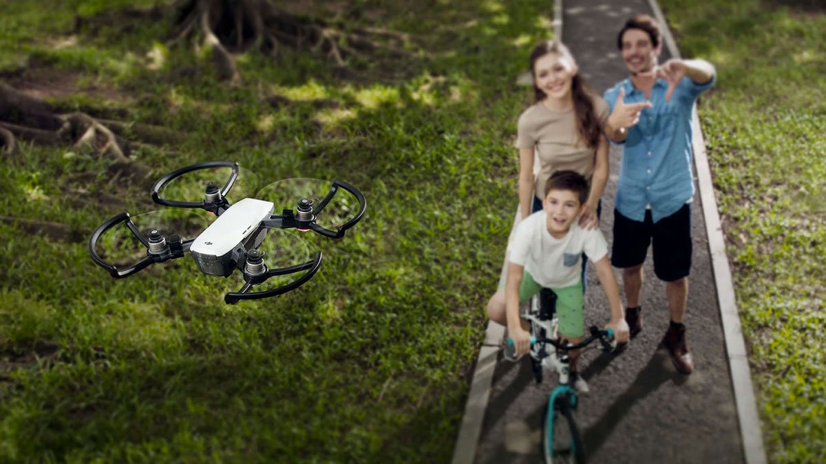 DJI Spark Gesture-Controlled Mini Drone DJI Spark Gesture-Controlled Mini Drone