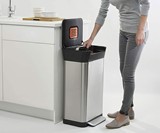 Joseph Joseph Titan Trash Can & Compactor