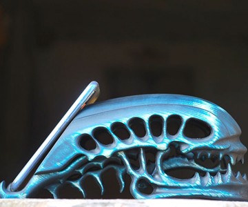 Wooden Alien Skull Phone Stand Wooden Alien Skull Phone Stand