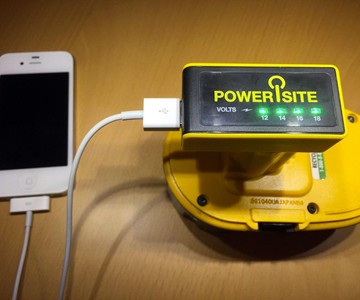 PoweriSite DeWalt Battery to USB Charger
