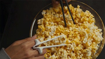 Snactiv Multi-Tasking Snacking Chopsticks Snactiv Multi-Tasking Snacking Chopsticks