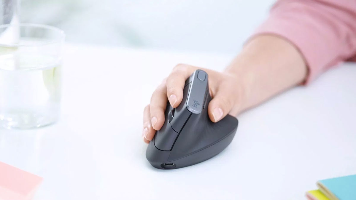 Logitech MX Vertical Advanced Ergonomic Mouse