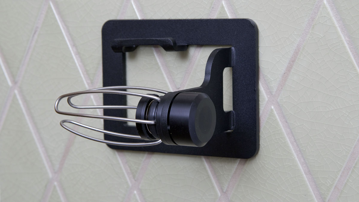 One-Handed Tear Toilet Paper Holder